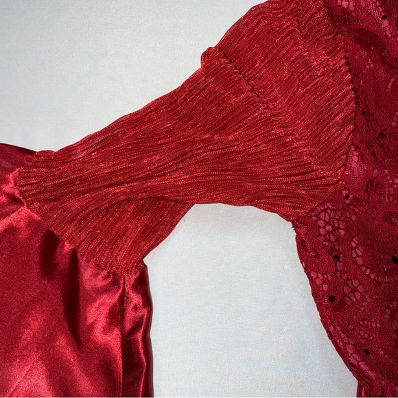 Bonnie Jean Red Lace Dress - Picture 6 of 12